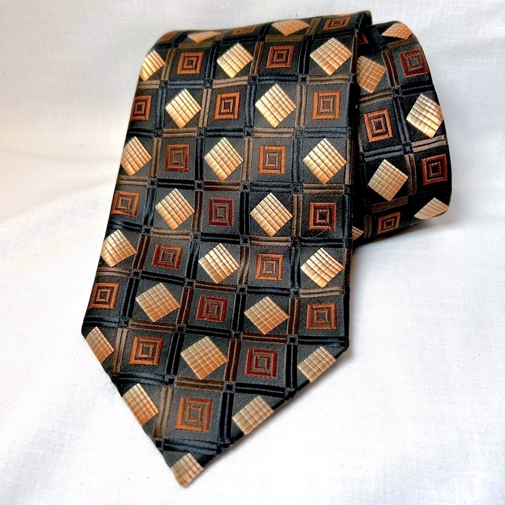 Geometric Tie